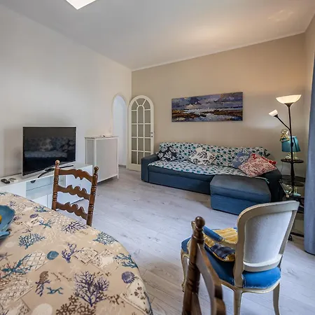 Casa Bianca - Il Tuo Rifugio A Santa Margherita Apartment *