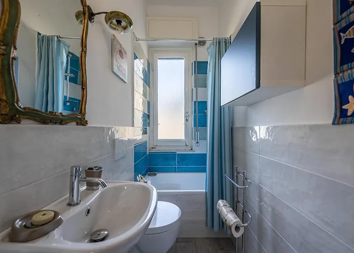 Casa Bianca - Il Tuo Rifugio A Santa Margherita 아파트