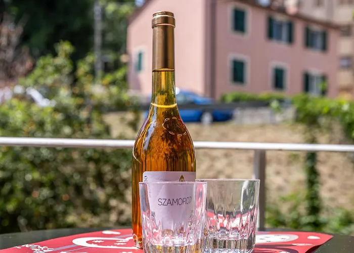 Casa Bianca - Il Tuo Rifugio A Santa Margherita 아파트 *